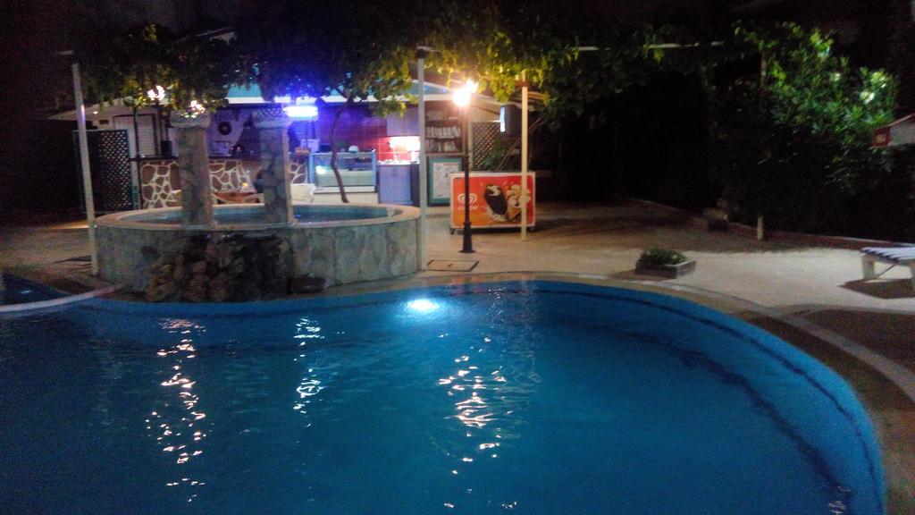 Erciyes Apart Hotel Фетхие Экстерьер фото